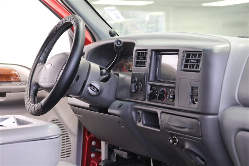 2002 Ford F-350 Lariat  SHORT BED* LINEX BED LINER* 6 "BILSTEIN LIFT* NEW 37 " A/T 10-PLYS W/17 " WELD WHEELS* ALL NEW FLUIDS* 2007 GRILL-LIGHTS-BUMPERS* LARIAT 6-PASSENGER* ALL BOOKS & MANUALS* - Photo 79 - Portland, OR 97230