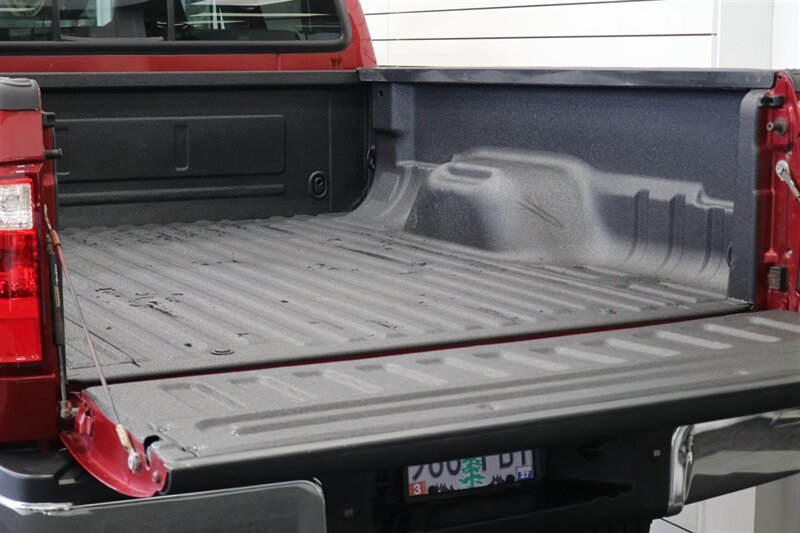 2002 Ford F-350 Lariat  SHORT BED* LINEX BED LINER* 6 "BILSTEIN LIFT* NEW 37 " A/T 10-PLYS W/17 " WELD WHEELS* ALL NEW FLUIDS* 2007 GRILL-LIGHTS-BUMPERS* LARIAT 6-PASSENGER* ALL BOOKS & MANUALS* - Photo 41 - Portland, OR 97230