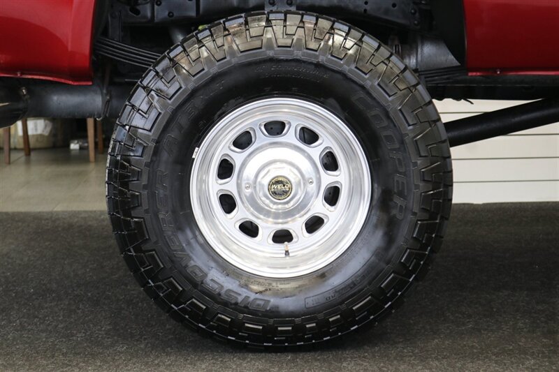 2002 Ford F-350 Lariat  SHORT BED* LINEX BED LINER* 6 "BILSTEIN LIFT* NEW 37 " A/T 10-PLYS W/17 " WELD WHEELS* ALL NEW FLUIDS* 2007 GRILL-LIGHTS-BUMPERS* LARIAT 6-PASSENGER* ALL BOOKS & MANUALS* - Photo 59 - Portland, OR 97230