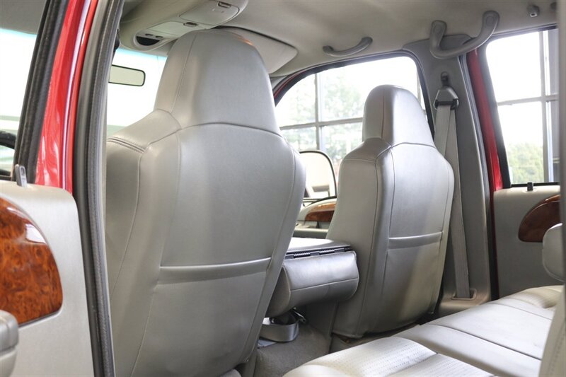 2002 Ford F-350 Lariat  SHORT BED* LINEX BED LINER* 6 "BILSTEIN LIFT* NEW 37 " A/T 10-PLYS W/17 " WELD WHEELS* ALL NEW FLUIDS* 2007 GRILL-LIGHTS-BUMPERS* LARIAT 6-PASSENGER* ALL BOOKS & MANUALS* - Photo 77 - Portland, OR 97230