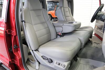 2002 Ford F-350 Lariat  SHORT BED* LINEX BED LINER* 6 "BILSTEIN LIFT* NEW 37 " A/T 10-PLYS W/17 " WELD WHEELS* ALL NEW FLUIDS* 2007 GRILL-LIGHTS-BUMPERS* LARIAT 6-PASSENGER* ALL BOOKS & MANUALS* - Photo 17 - Portland, OR 97230