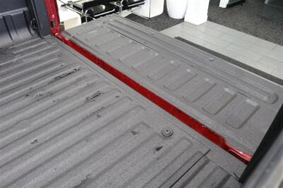 2002 Ford F-350 Lariat  SHORT BED* LINEX BED LINER* 6 "BILSTEIN LIFT* NEW 37 " A/T 10-PLYS W/17 " WELD WHEELS* ALL NEW FLUIDS* 2007 GRILL-LIGHTS-BUMPERS* LARIAT 6-PASSENGER* ALL BOOKS & MANUALS* - Photo 43 - Portland, OR 97230