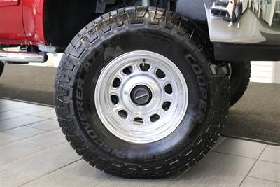 2002 Ford F-350 Lariat  SHORT BED* LINEX BED LINER* 6 "BILSTEIN LIFT* NEW 37 " A/T 10-PLYS W/17 " WELD WHEELS* ALL NEW FLUIDS* 2007 GRILL-LIGHTS-BUMPERS* LARIAT 6-PASSENGER* ALL BOOKS & MANUALS* - Photo 60 - Portland, OR 97230