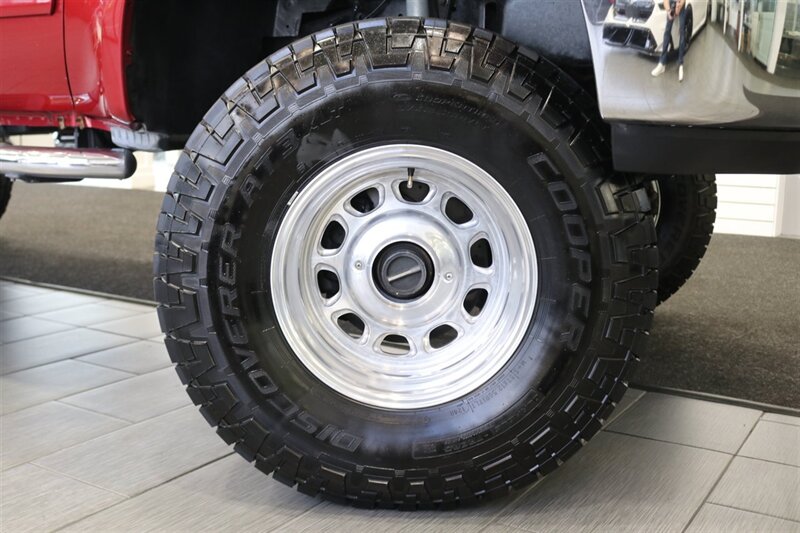 2002 Ford F-350 Lariat  SHORT BED* LINEX BED LINER* 6 "BILSTEIN LIFT* NEW 37 " A/T 10-PLYS W/17 " WELD WHEELS* ALL NEW FLUIDS* 2007 GRILL-LIGHTS-BUMPERS* LARIAT 6-PASSENGER* ALL BOOKS & MANUALS* - Photo 60 - Portland, OR 97230