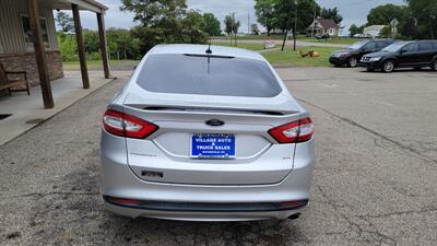 2013 Ford Fusion SE   - Photo 4 - Wintersville, OH 43953