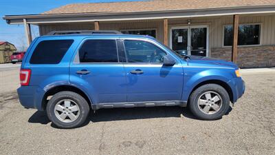 2009 Ford Escape XLT   - Photo 1 - Wintersville, OH 43953