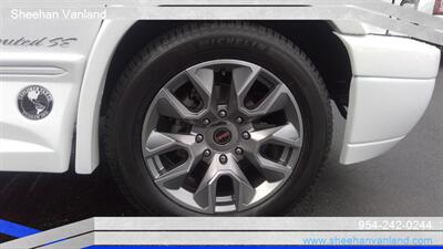 2024 GMC Savana 2500  LIMITED SE 9 PASSENGER - Photo 8 - Pompano Beach, FL 33064