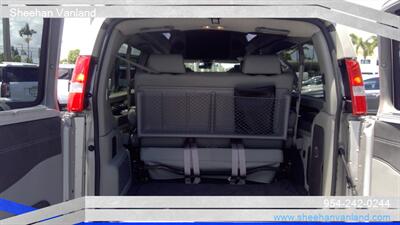 2024 GMC Savana 2500  9 PASSENGER EXPLORER LMT SE - Photo 17 - Pompano Beach, FL 33064