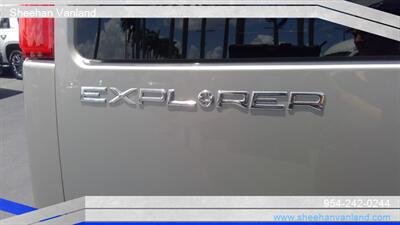 2024 GMC Savana 2500  9 PASSENGER EXPLORER LMT SE - Photo 16 - Pompano Beach, FL 33064