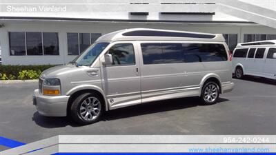 2024 GMC Savana 2500  9 PASSENGER EXPLORER LMT SE - Photo 2 - Pompano Beach, FL 33064