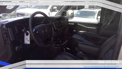 2024 GMC Savana 2500  LIMITED SE 7 PASSENGER - Photo 7 - Pompano Beach, FL 33064