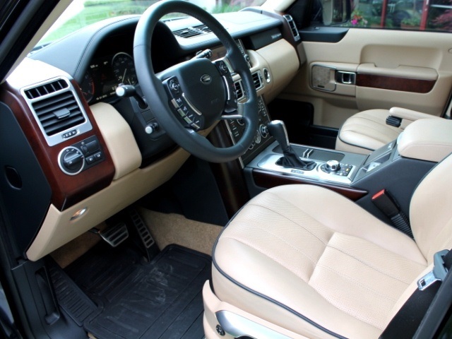 2010 Land Rover Range Rover Supercharged   - Photo 11 - Springfield, MO 65802