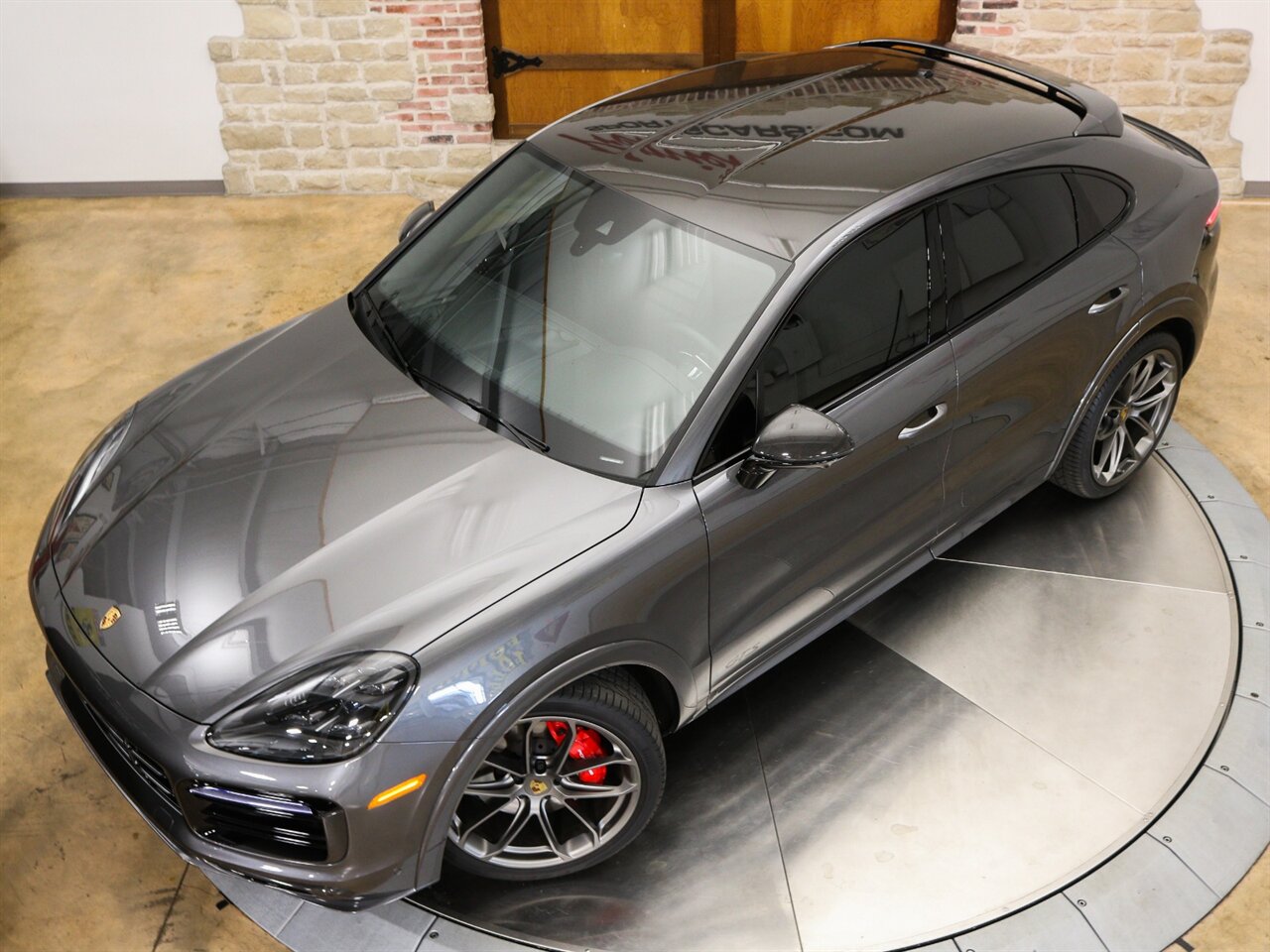 2023 Porsche Cayenne GTS Coupe  Lightweight Sport Package in Carbon Fiber - Photo 13 - Springfield, MO 65802