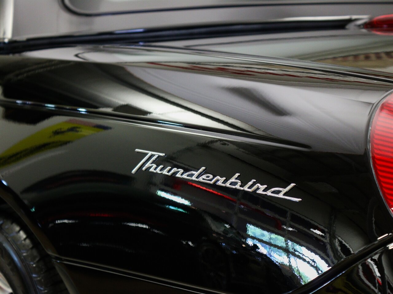 2002 Ford Thunderbird Deluxe   - Photo 50 - Springfield, MO 65802