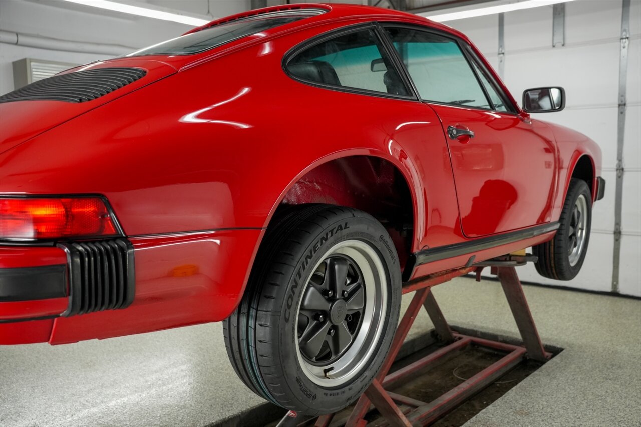 1986 Porsche 911 Carrera   - Photo 127 - Springfield, MO 65802