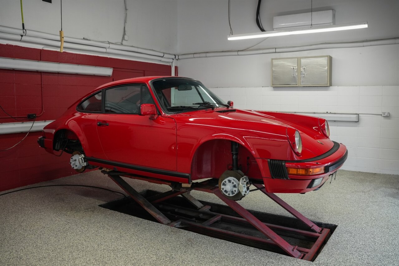 1986 Porsche 911 Carrera   - Photo 112 - Springfield, MO 65802