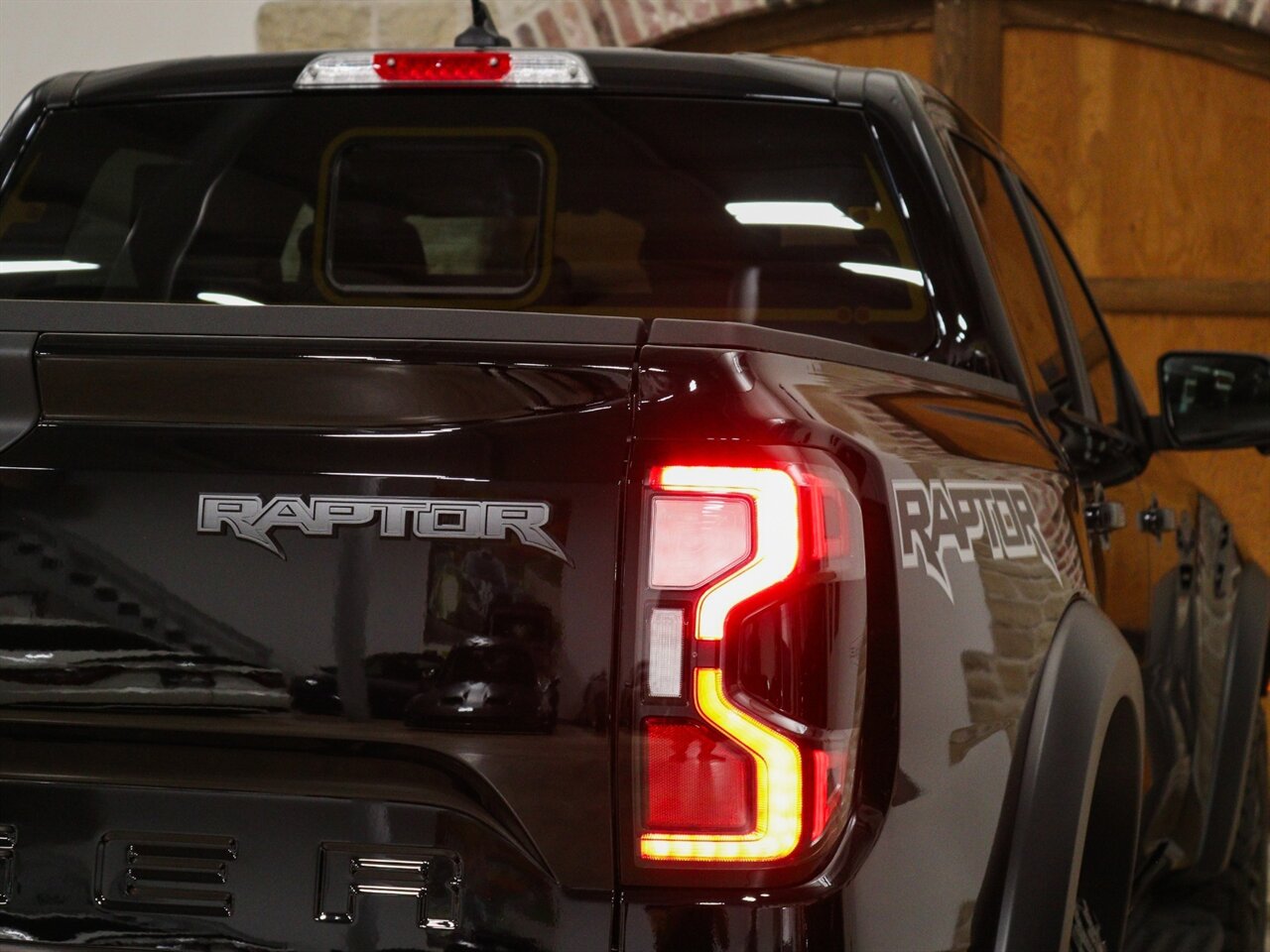 2024 Ford Ranger Raptor   - Photo 17 - Springfield, MO 65802