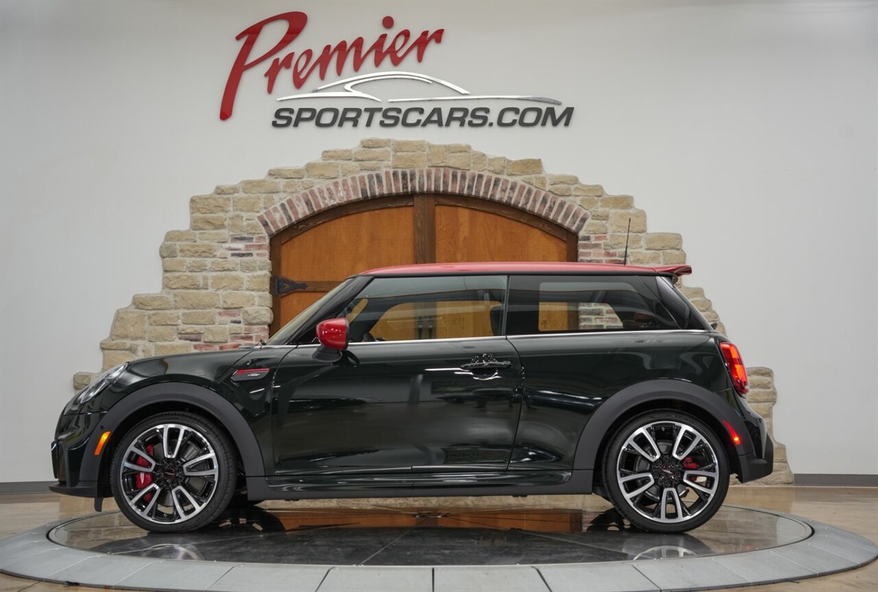 2024 MINI Hardtop 2 Door John Cooper Works   - Photo 11 - Springfield, MO 65802