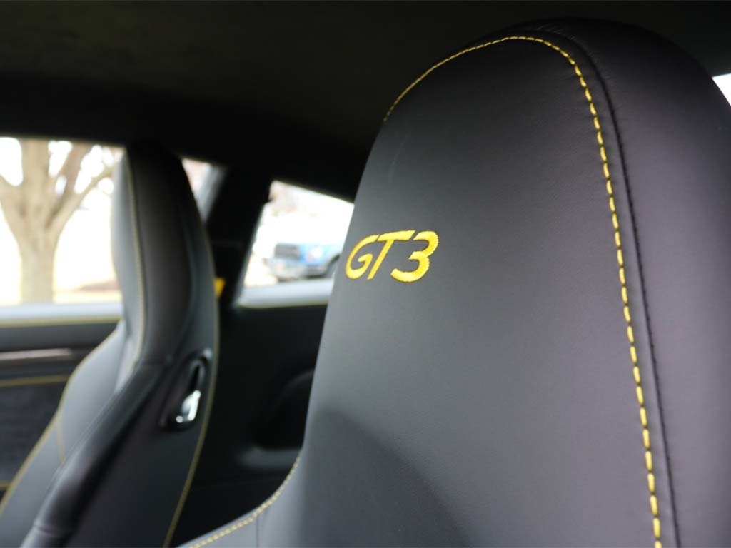 2018 Porsche GT3   - Photo 21 - Springfield, MO 65802