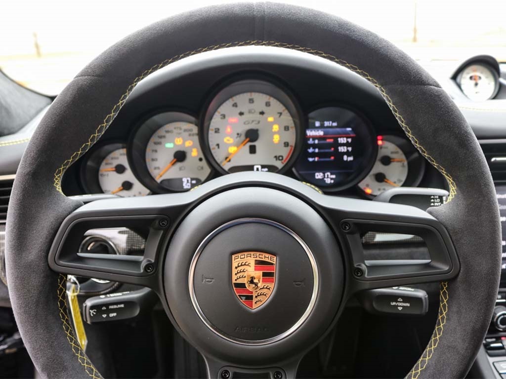 2018 Porsche GT3   - Photo 10 - Springfield, MO 65802