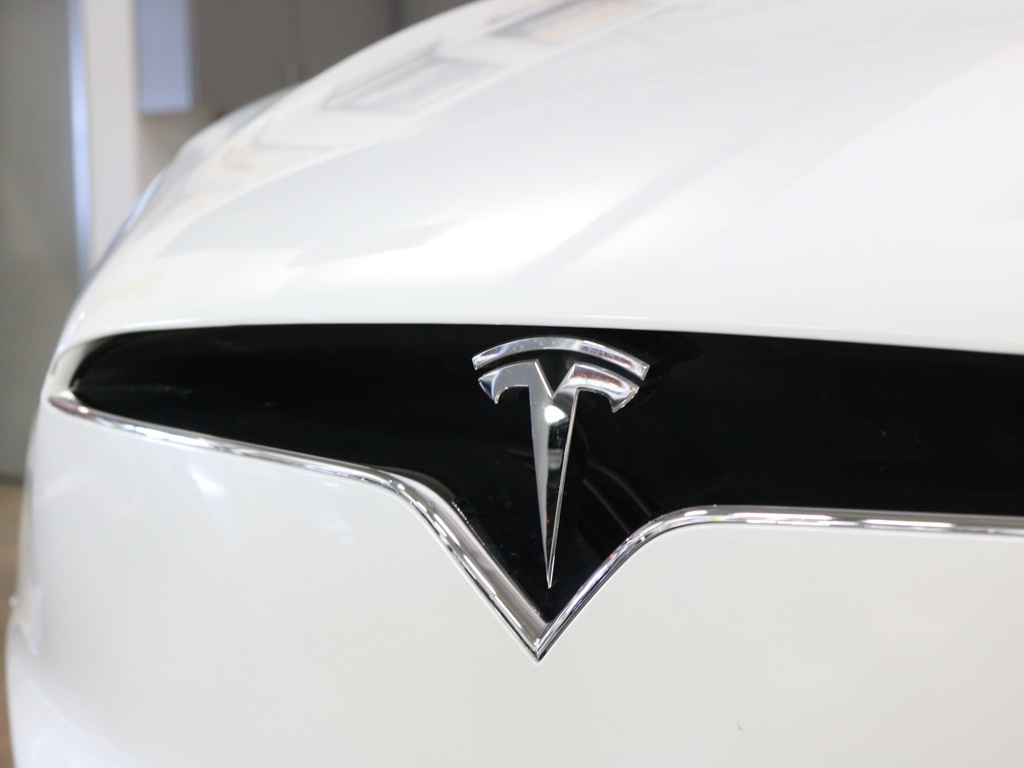 2017 Tesla Model X 90D   - Photo 46 - Springfield, MO 65802