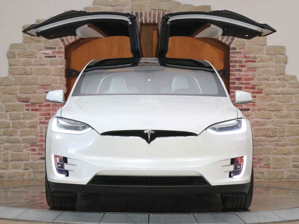 2017 Tesla Model X 90D   - Photo 5 - Springfield, MO 65802