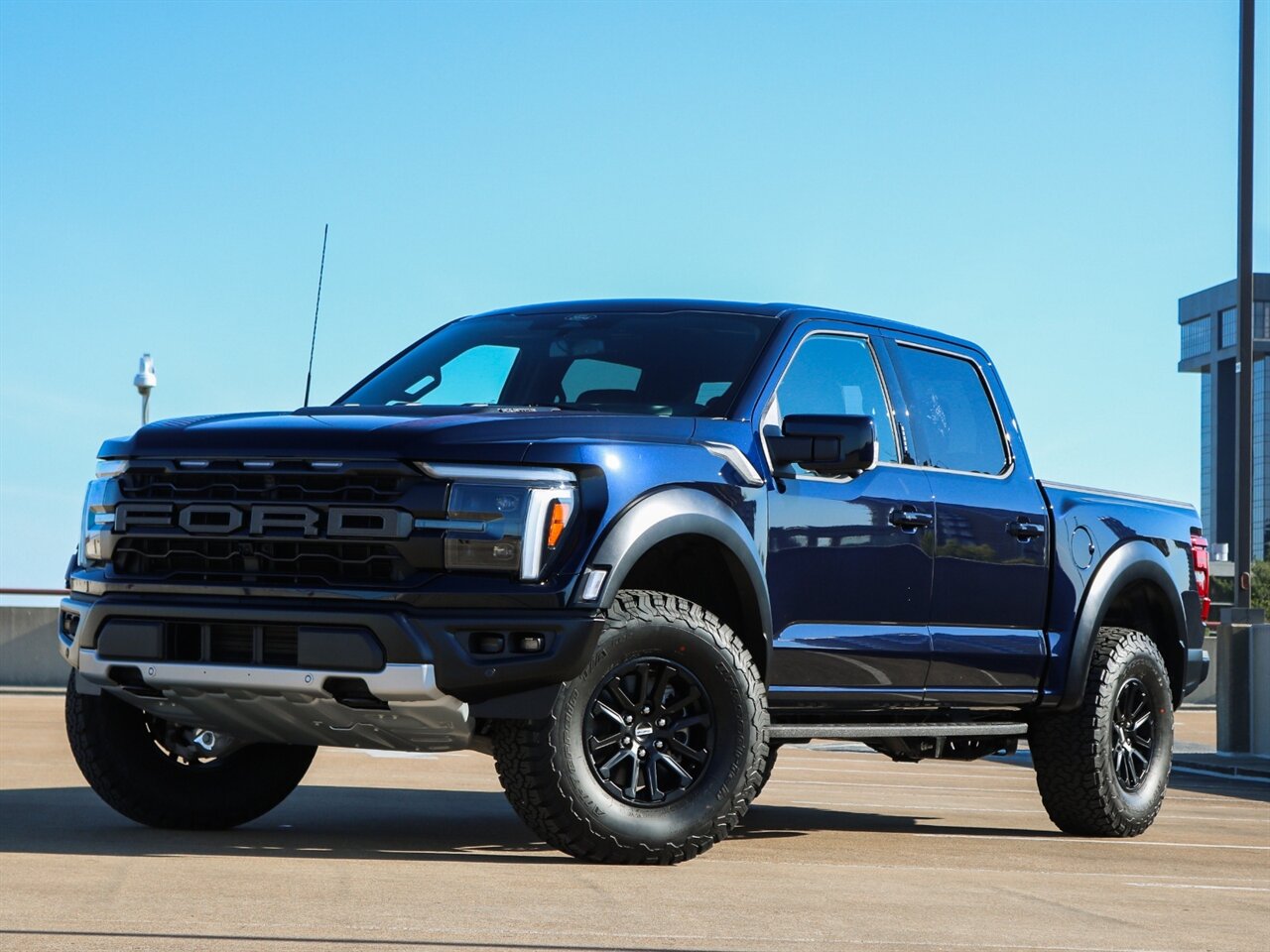 2024 Ford F-150 Raptor   - Photo 1 - Springfield, MO 65802