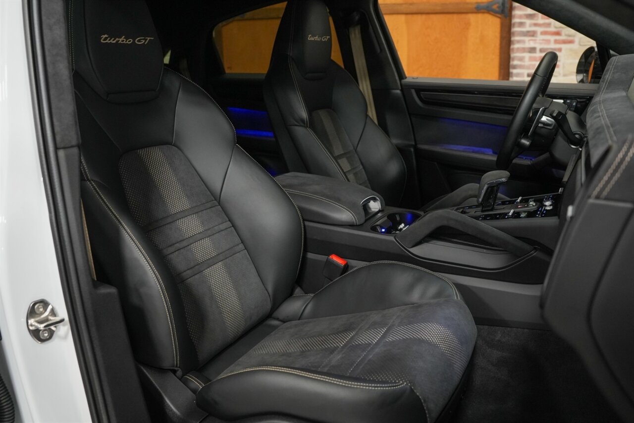 2022 Porsche Cayenne Turbo GT   - Photo 27 - Springfield, MO 65802