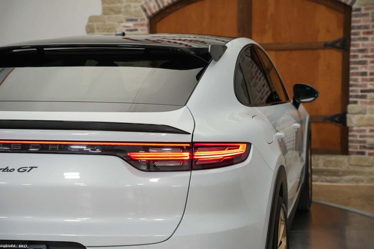 2022 Porsche Cayenne Turbo GT   - Photo 17 - Springfield, MO 65802