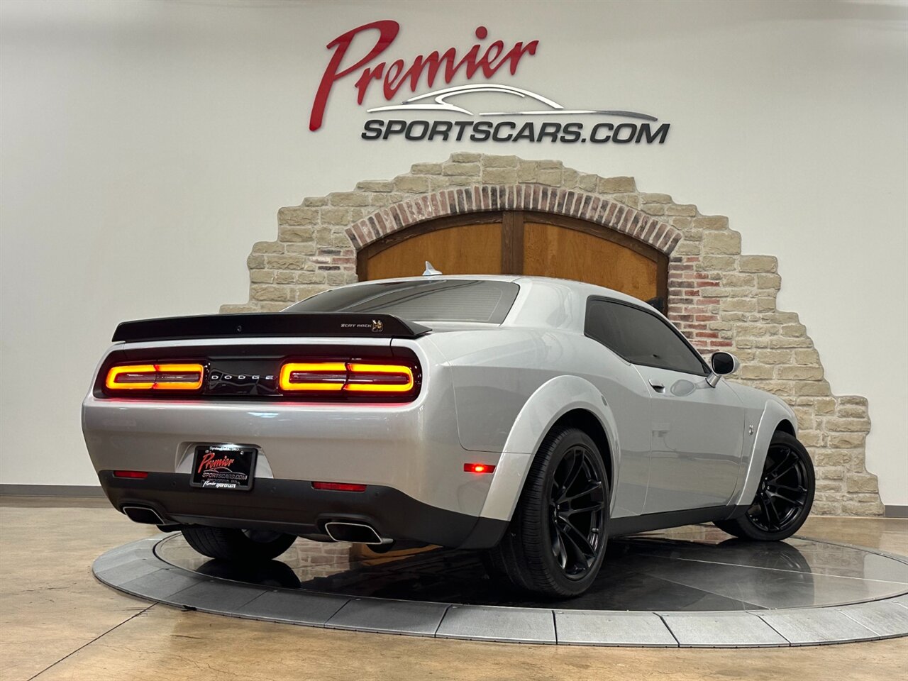 2021 Dodge Challenger R/T Scat Pack Widebo   - Photo 14 - Springfield, MO 65802