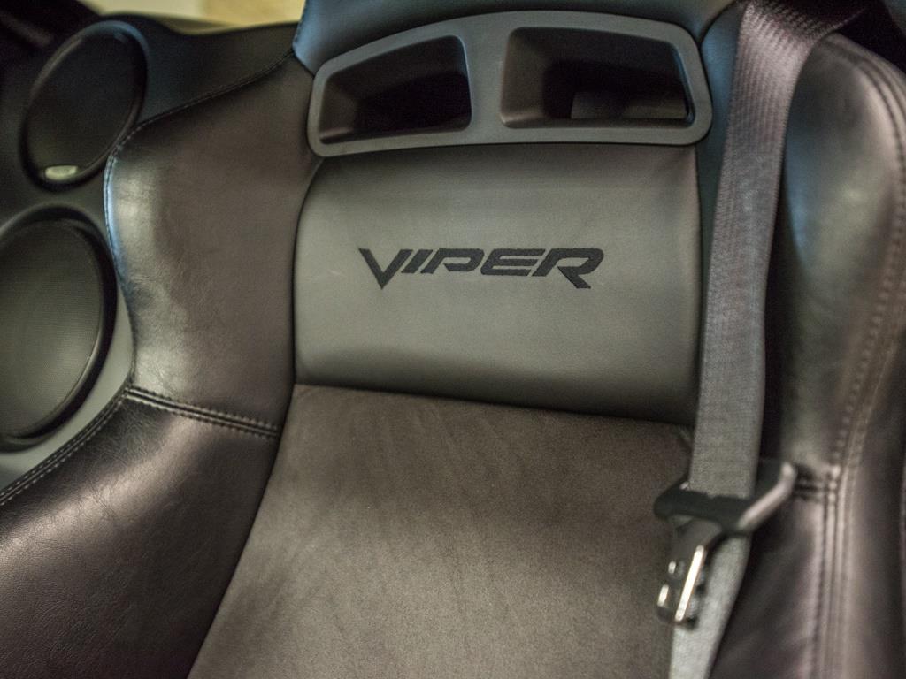 2009 Dodge Viper SRT 10   - Photo 11 - Springfield, MO 65802