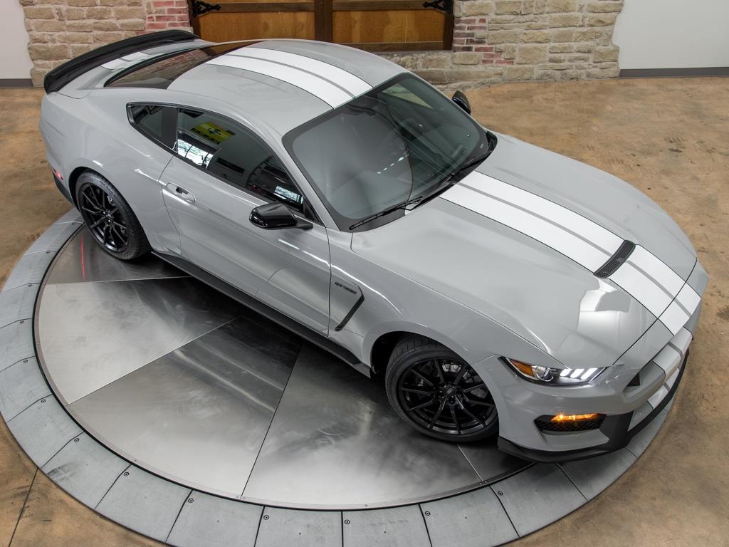 2016 Ford Mustang Shelby GT350   - Photo 28 - Springfield, MO 65802