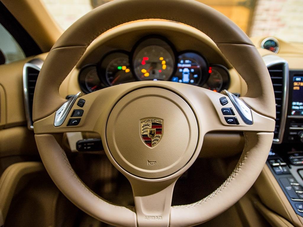 2014 Porsche Cayenne S   - Photo 13 - Springfield, MO 65802