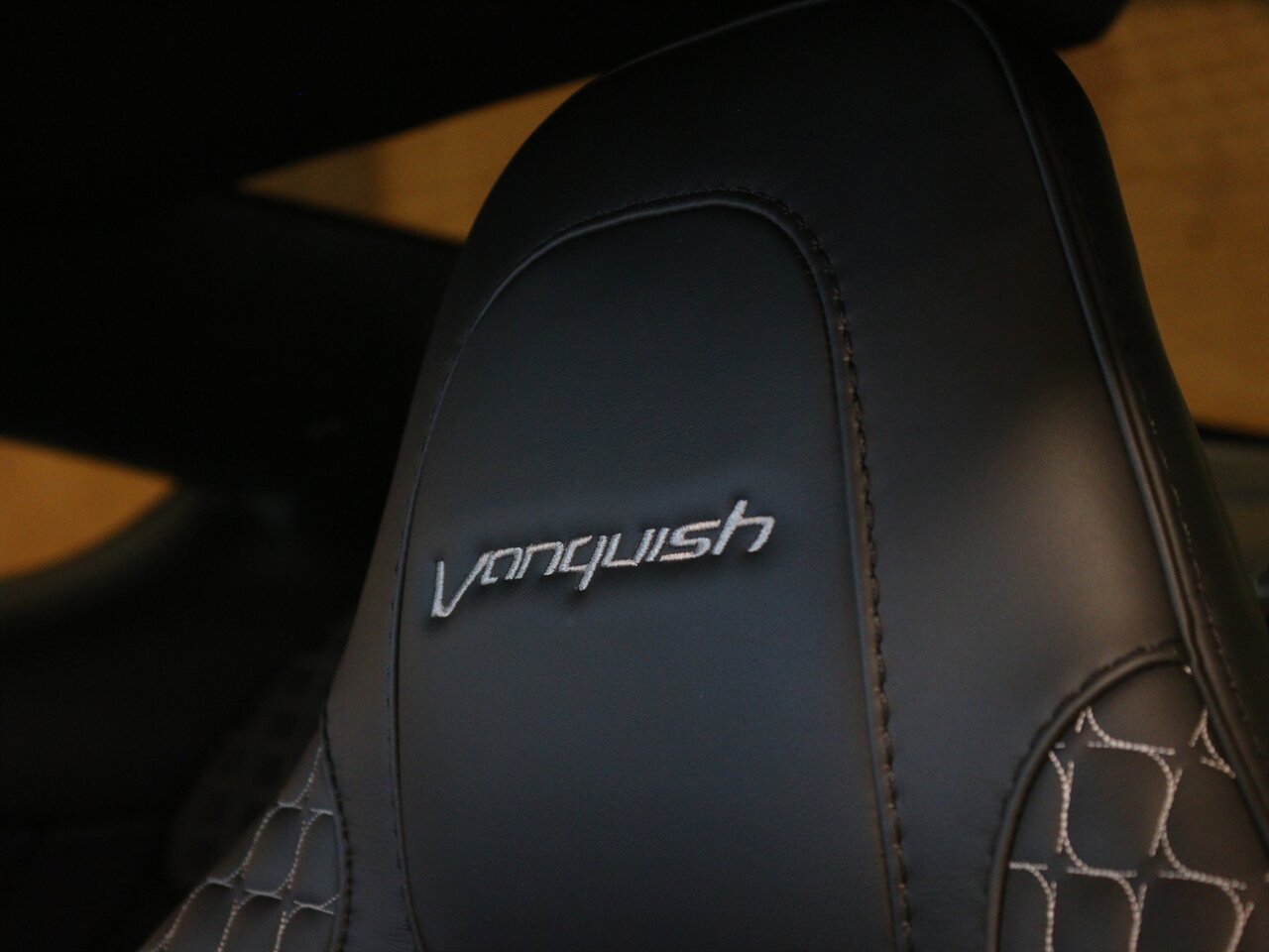 2015 Aston Martin Vanquish   - Photo 45 - Springfield, MO 65802