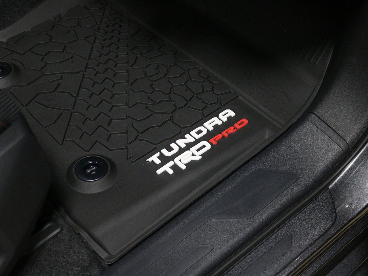 2024 Toyota Tundra TRD Pro HV   - Photo 34 - Springfield, MO 65802