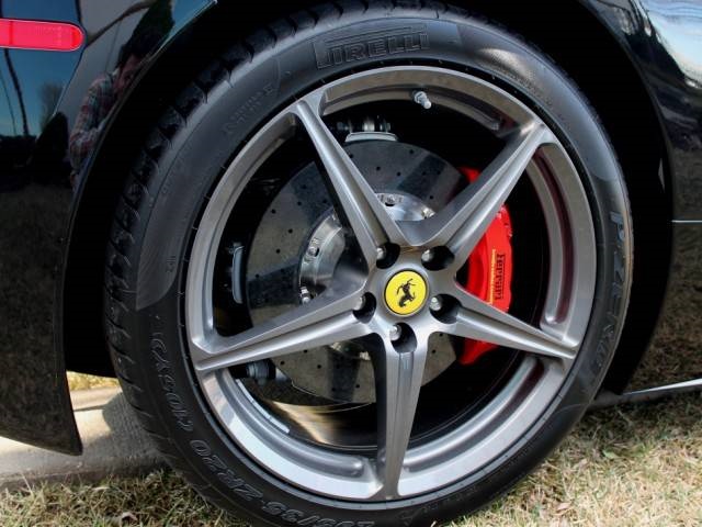 2014 Ferrari 458 Spider   - Photo 24 - Springfield, MO 65802