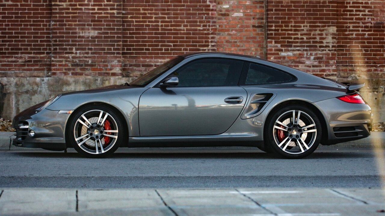 2011 Porsche 911 Turbo  (One of the last manual turbo's produced by Porsche) - Photo 43 - Springfield, MO 65802