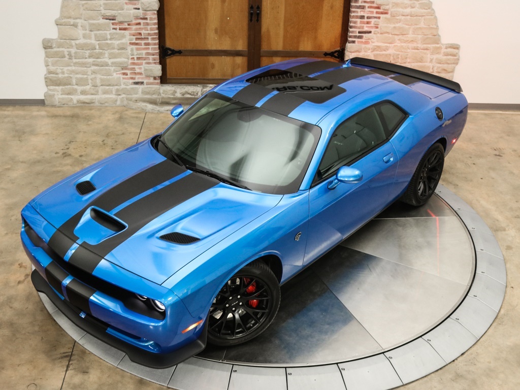 2016 Dodge Challenger SRT Hellcat   - Photo 10 - Springfield, MO 65802