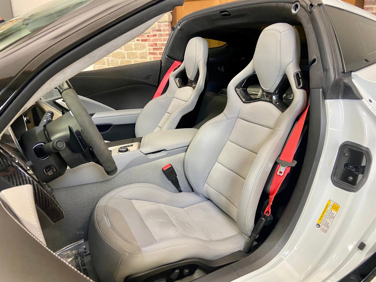 2019 Chevrolet Corvette ZR1  3ZR / $9000 in performance upgrades - Photo 2 - Springfield, MO 65802