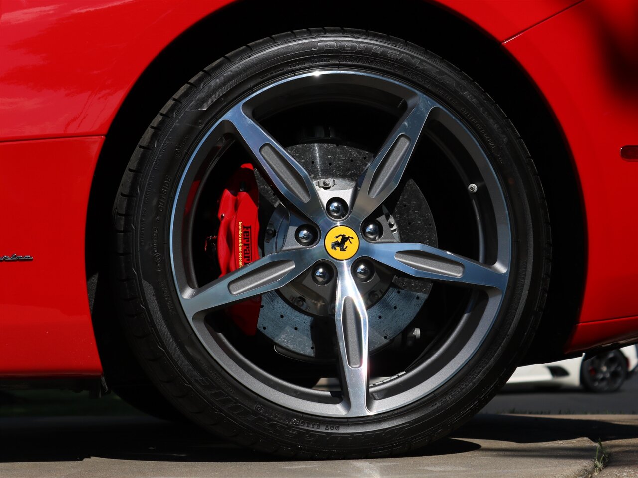 2014 Ferrari California   - Photo 46 - Springfield, MO 65802
