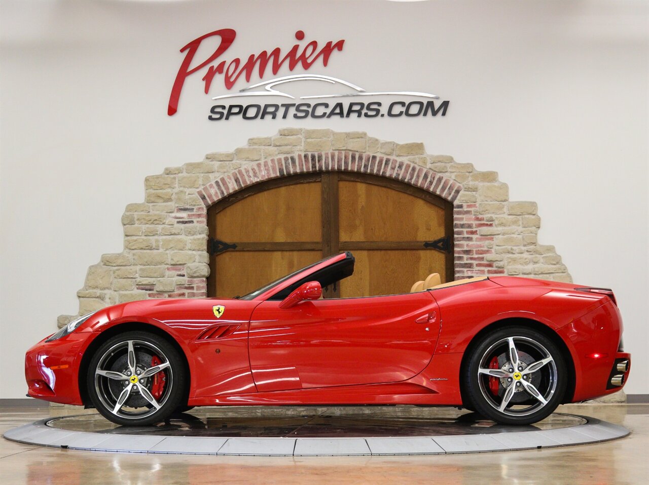 2014 Ferrari California   - Photo 6 - Springfield, MO 65802