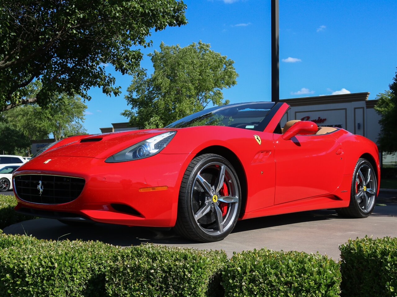 2014 Ferrari California   - Photo 30 - Springfield, MO 65802