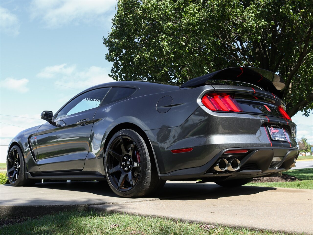 2016 Ford Mustang Shelby GT350R   - Photo 29 - Springfield, MO 65802