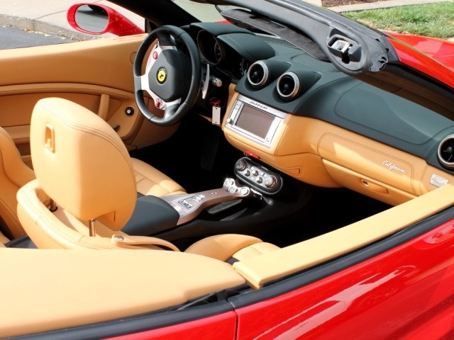 2012 Ferrari California   - Photo 16 - Springfield, MO 65802