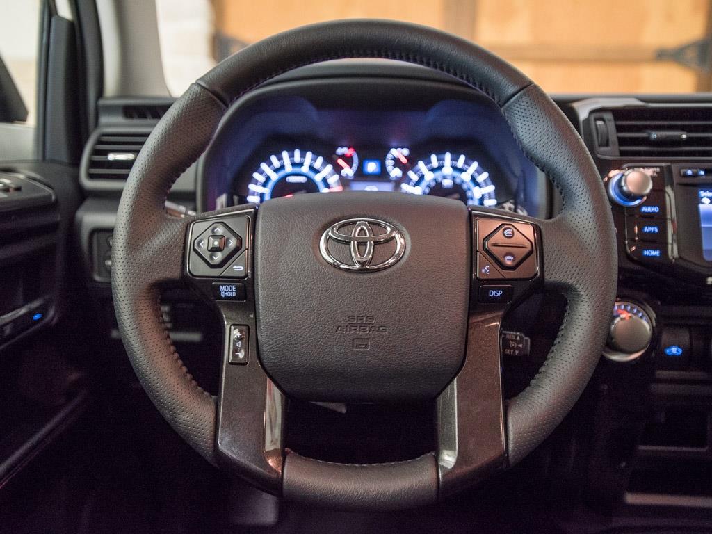 2017 Toyota 4Runner TRD Pro   - Photo 10 - Springfield, MO 65802