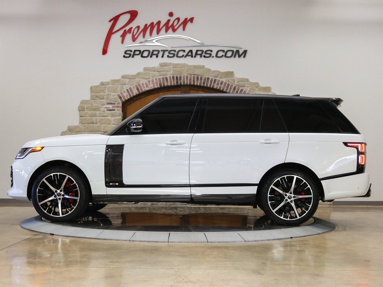 2020 Land Rover Range Rover Supercharged LWB   - Photo 10 - Springfield, MO 65802