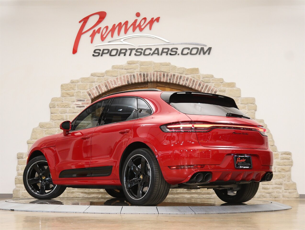 2020 Porsche Macan Turbo  (Lots of options MSRP $124,740) - Photo 9 - Springfield, MO 65802