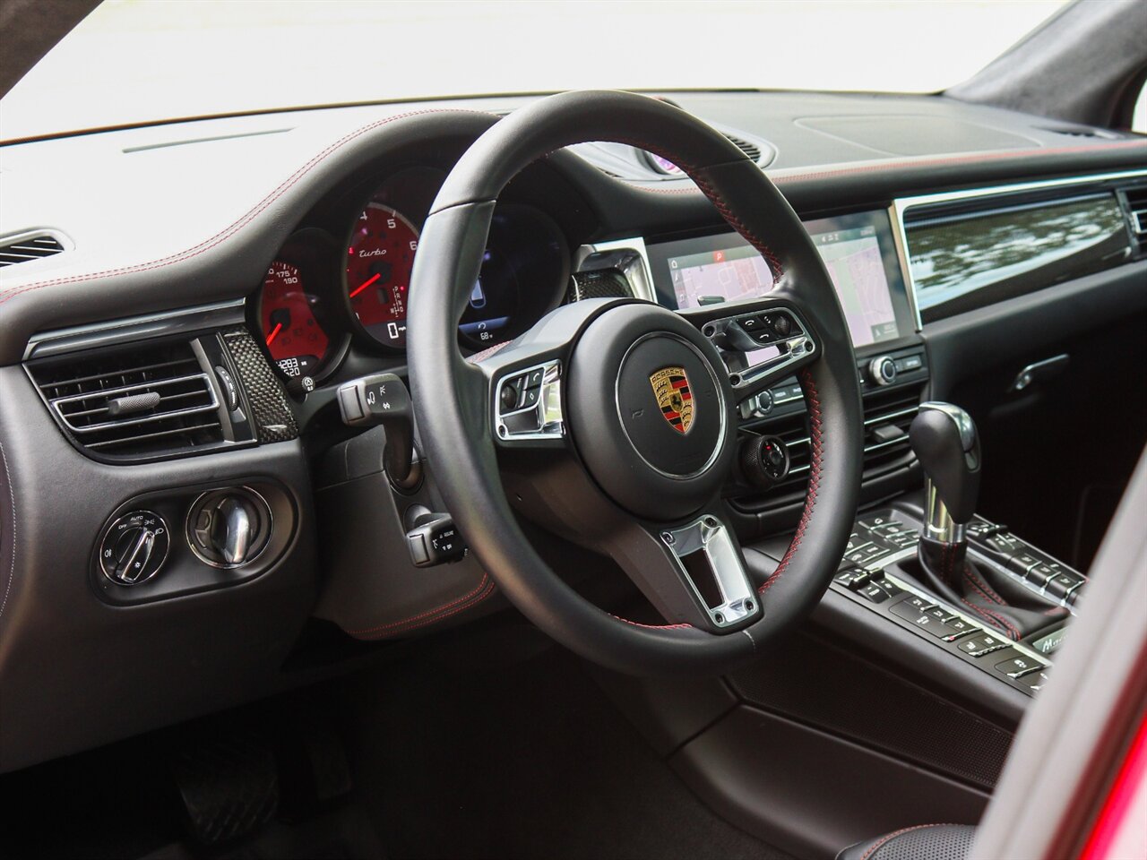 2020 Porsche Macan Turbo  (Lots of options MSRP $124,740) - Photo 18 - Springfield, MO 65802