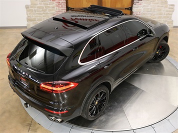 2018 Porsche Cayenne S   - Photo 12 - Springfield, MO 65802