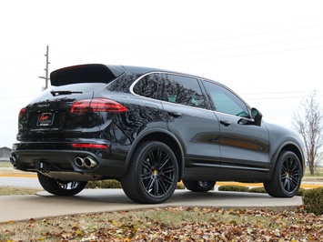 2018 Porsche Cayenne S   - Photo 25 - Springfield, MO 65802